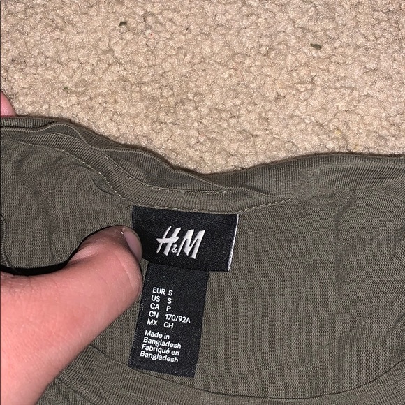 H&M pocket t-shirt - Picture 3 of 4